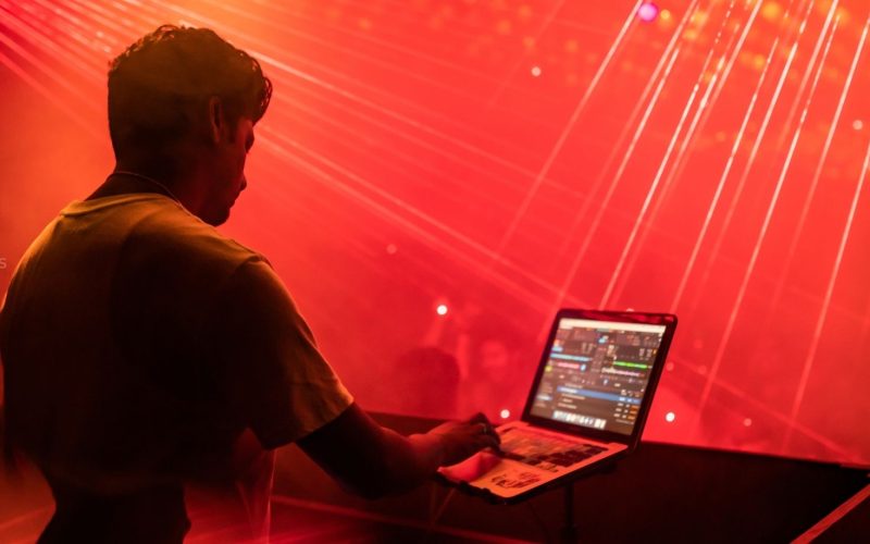 We Do Events - DJ Music & Light Set Up