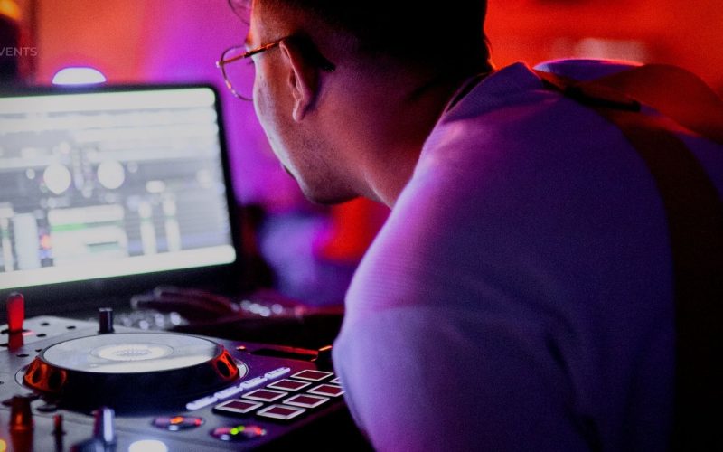 We Do Events - DJ Music & Light Set Up